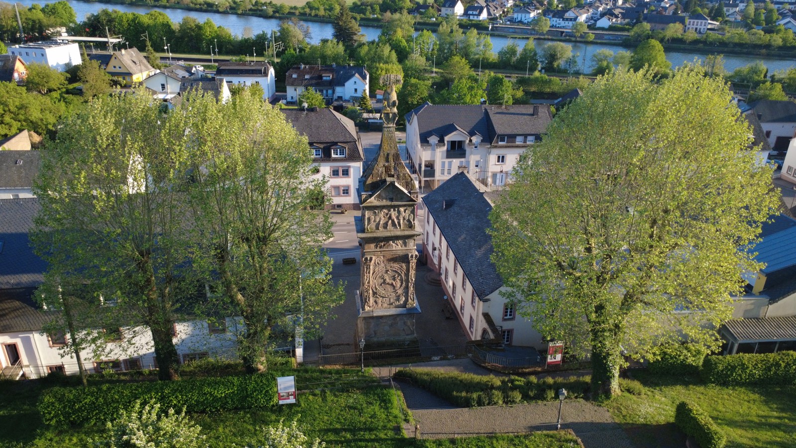 Igeler Säule Luftaufnahme